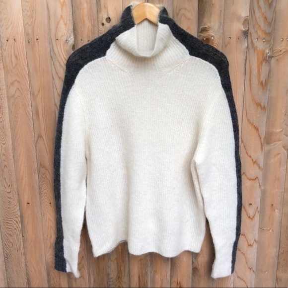 GANNI NWOT Callahan Mohair Egret White Gray Mockneck turtleneck Sweater M - Picture 10 of 12
